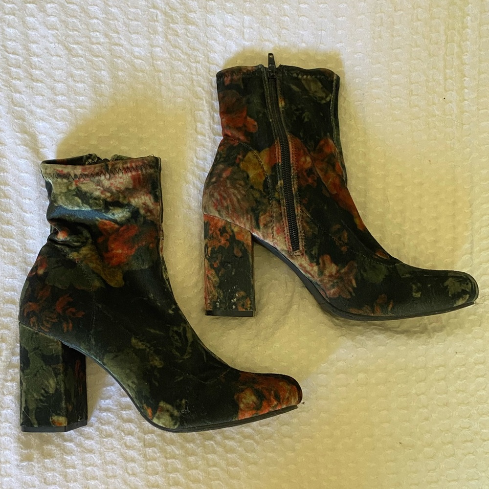 MIA Green/Floral Velvet Booties